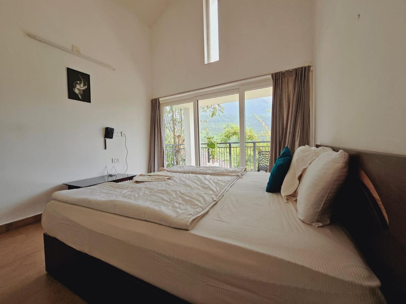 Dazzle Villa Resort Kalpetta Kültér fotó